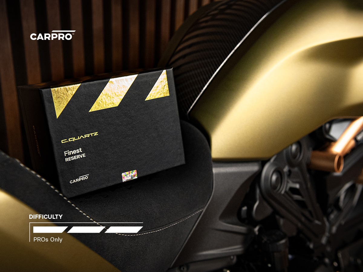 C.Quartz Finest Reserve aplicado em Ferrari