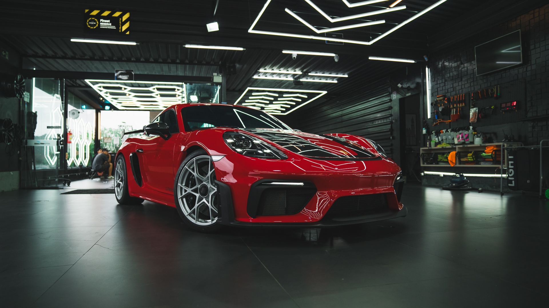 Porsche 718 Cayman GT4 RS
